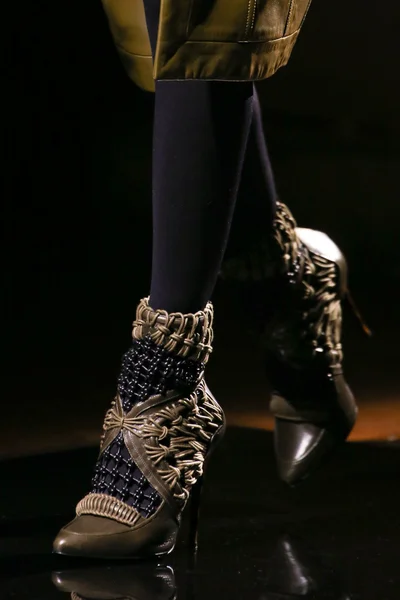 Look 75